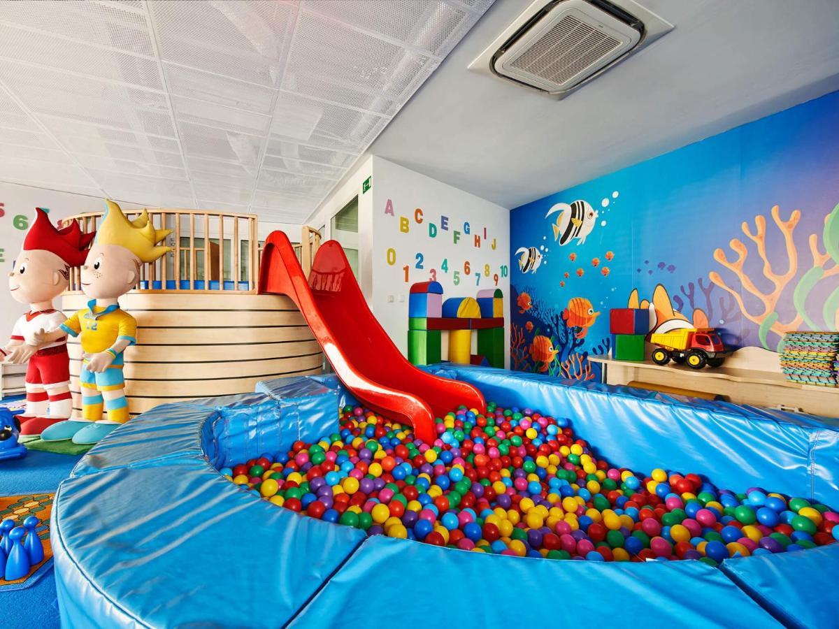 Vacationclub - Seaside Apartament 411 코워브제크 외부 사진